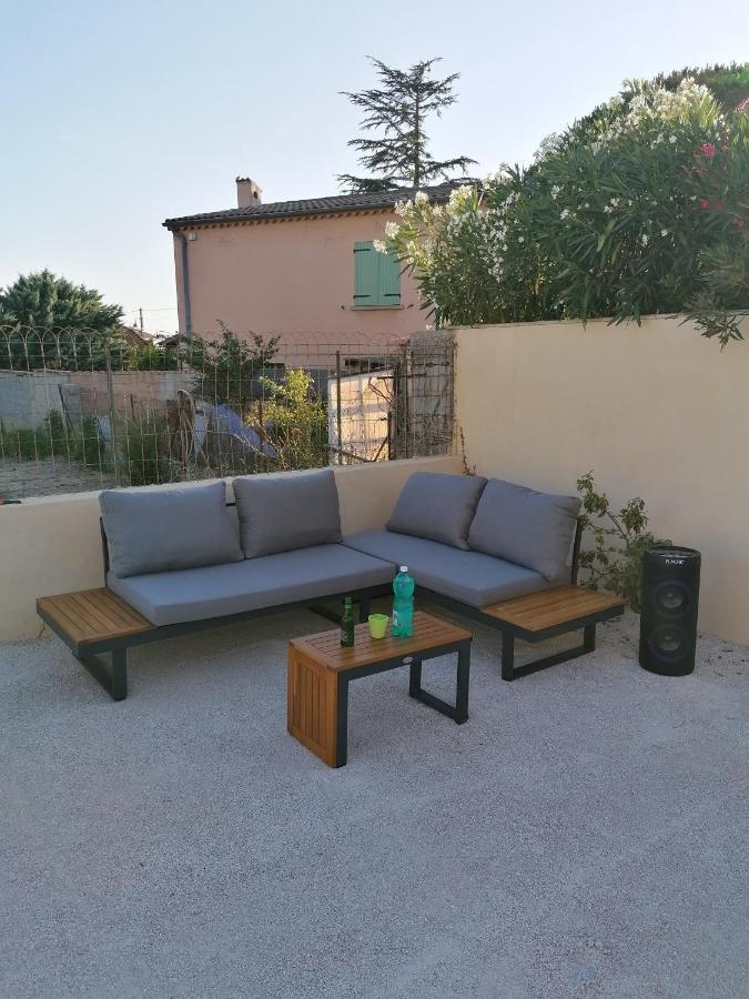 Villa Kps Pujaut Exterior foto